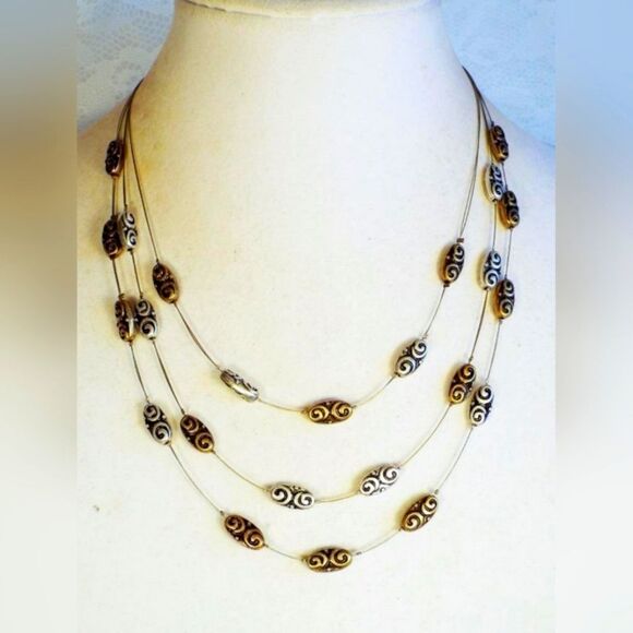 Premier Designs Jewelry CARRIED AWAY Necklace 16"-19" - Picture 1 of 3